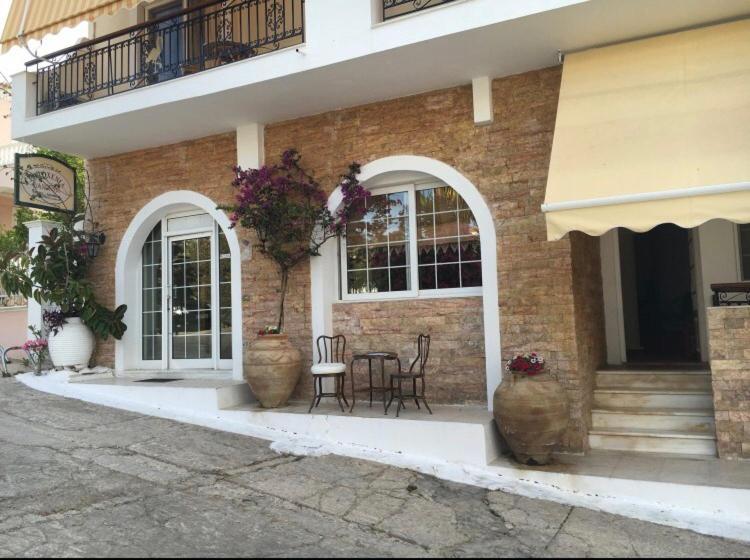 Philoxenia Pension Hermione Extérieur photo